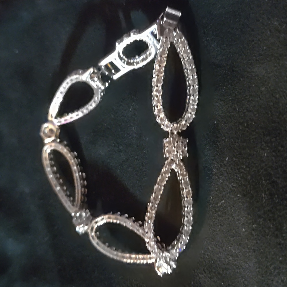 Camrose & Kross Jacqueline Kennedy Clear Swarovski Crystals 8" Long NEW